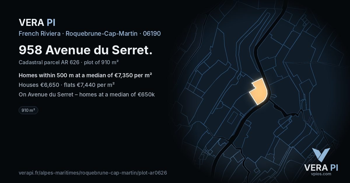 958 Avenue du Serret, Roquebrune-Cap-Martin at night – the plot lit, the parcels around coloured by the prices near them