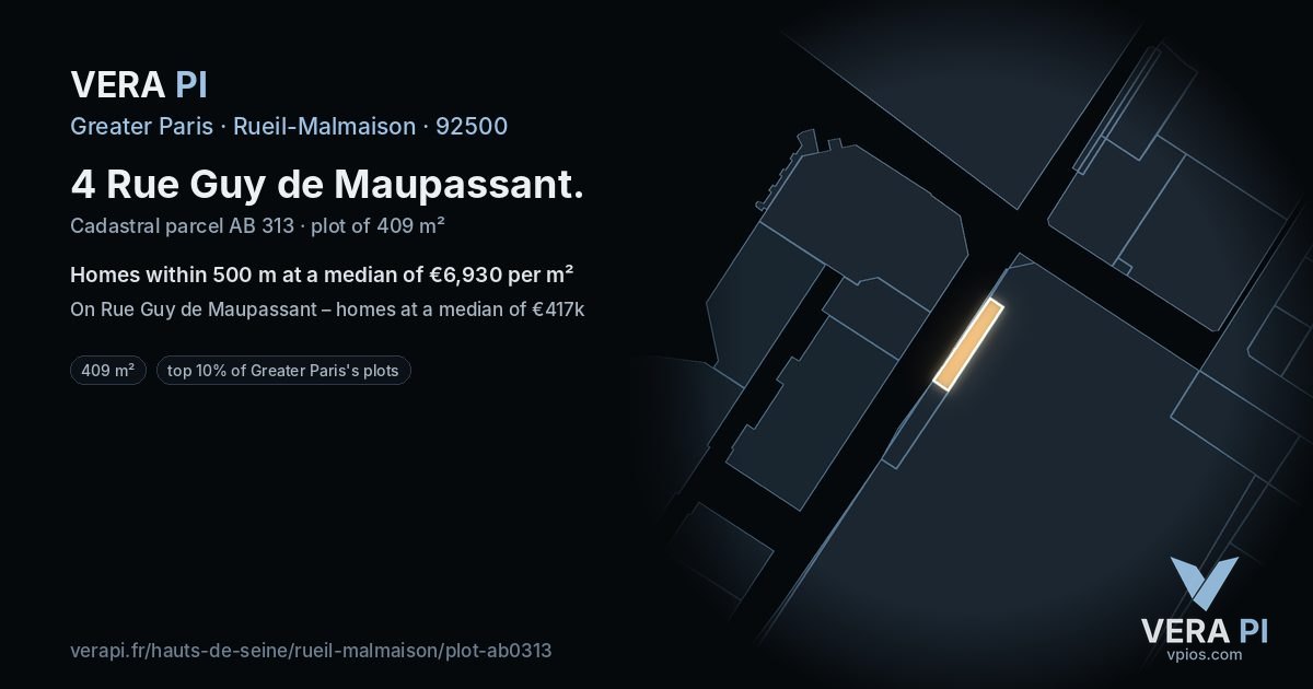 4 Rue Guy de Maupassant, Rueil-Malmaison at night – the plot lit, the parcels around coloured by the prices near them