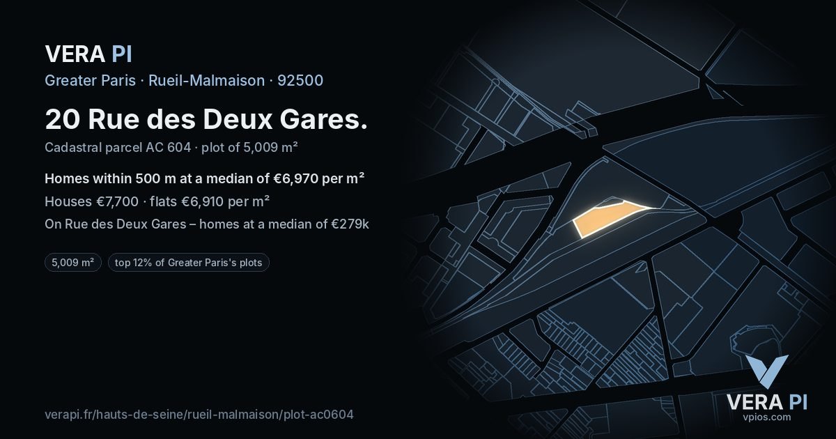 20 Rue des Deux Gares, Rueil-Malmaison at night – the plot lit, the parcels around coloured by the prices near them