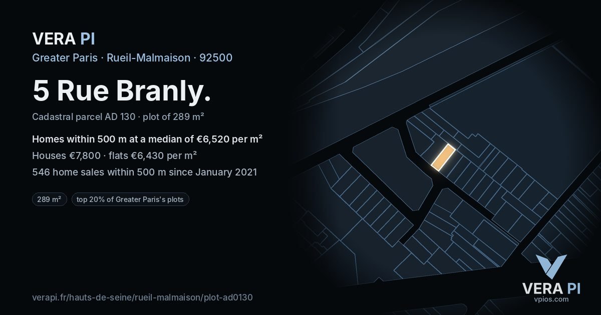 5 Rue Branly, Rueil-Malmaison at night – the plot lit, the parcels around coloured by the prices near them