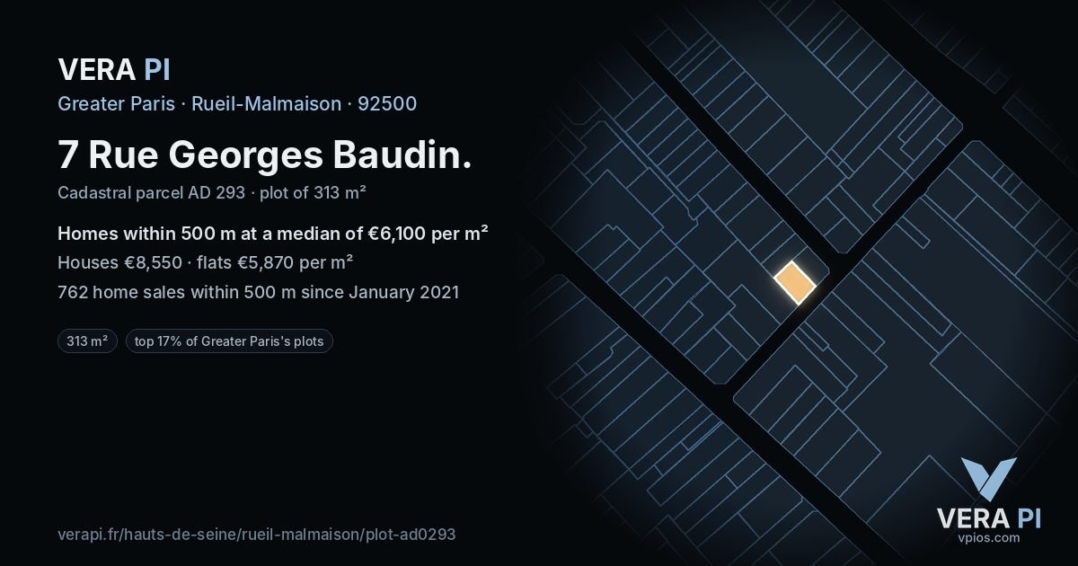7 Rue Georges Baudin, Rueil-Malmaison at night – the plot lit, the parcels around coloured by the prices near them