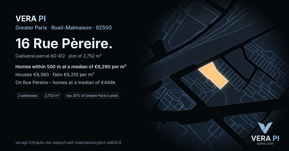 16 Rue Pèreire, Rueil-Malmaison at night – the plot lit, the parcels around coloured by the prices near them