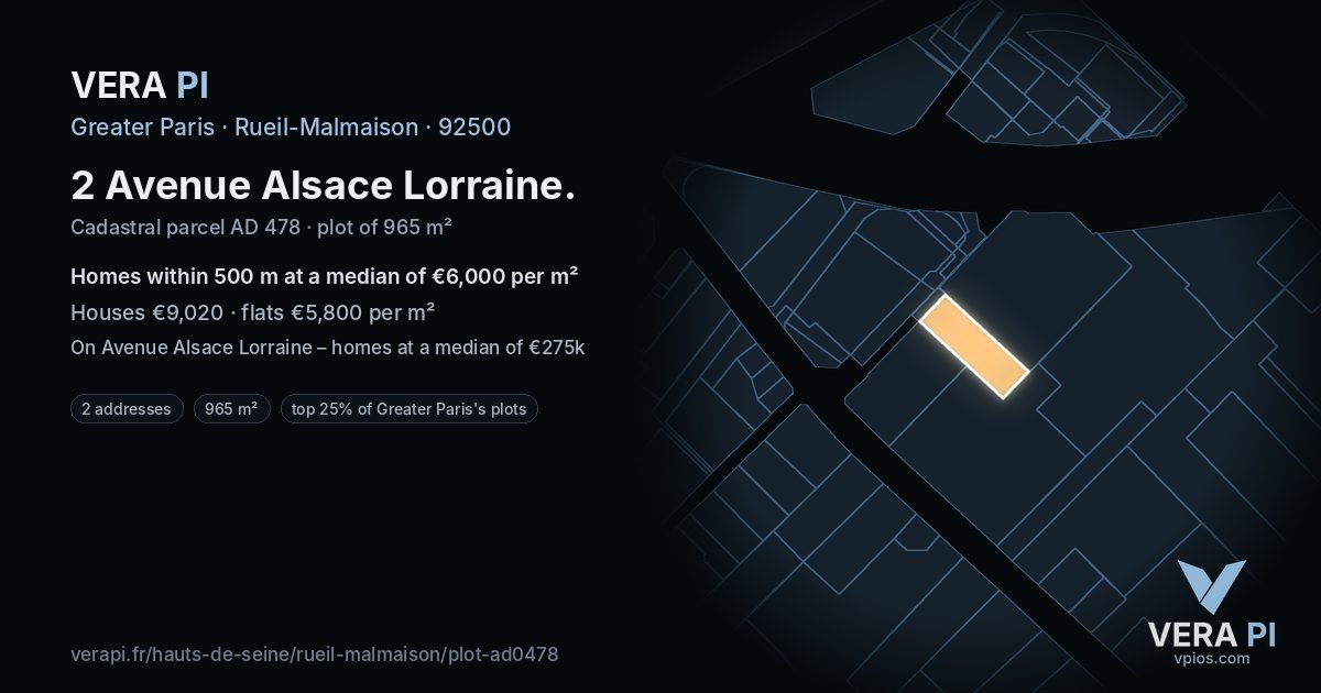 2 Avenue Alsace Lorraine, Rueil-Malmaison at night – the plot lit, the parcels around coloured by the prices near them