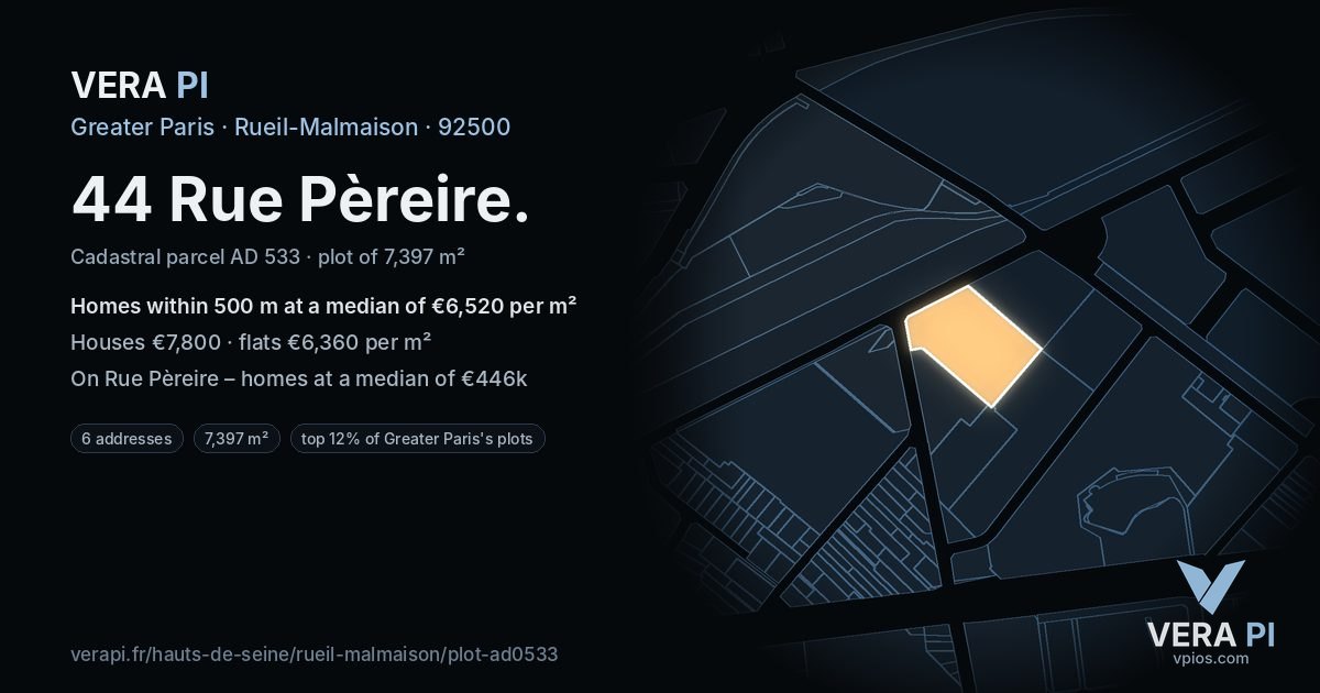44 Rue Pèreire, Rueil-Malmaison at night – the plot lit, the parcels around coloured by the prices near them