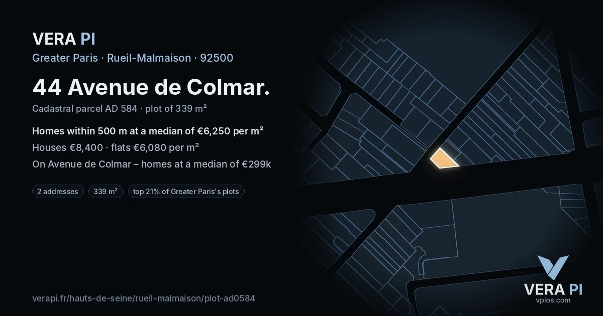 44 Avenue de Colmar, Rueil-Malmaison at night – the plot lit, the parcels around coloured by the prices near them