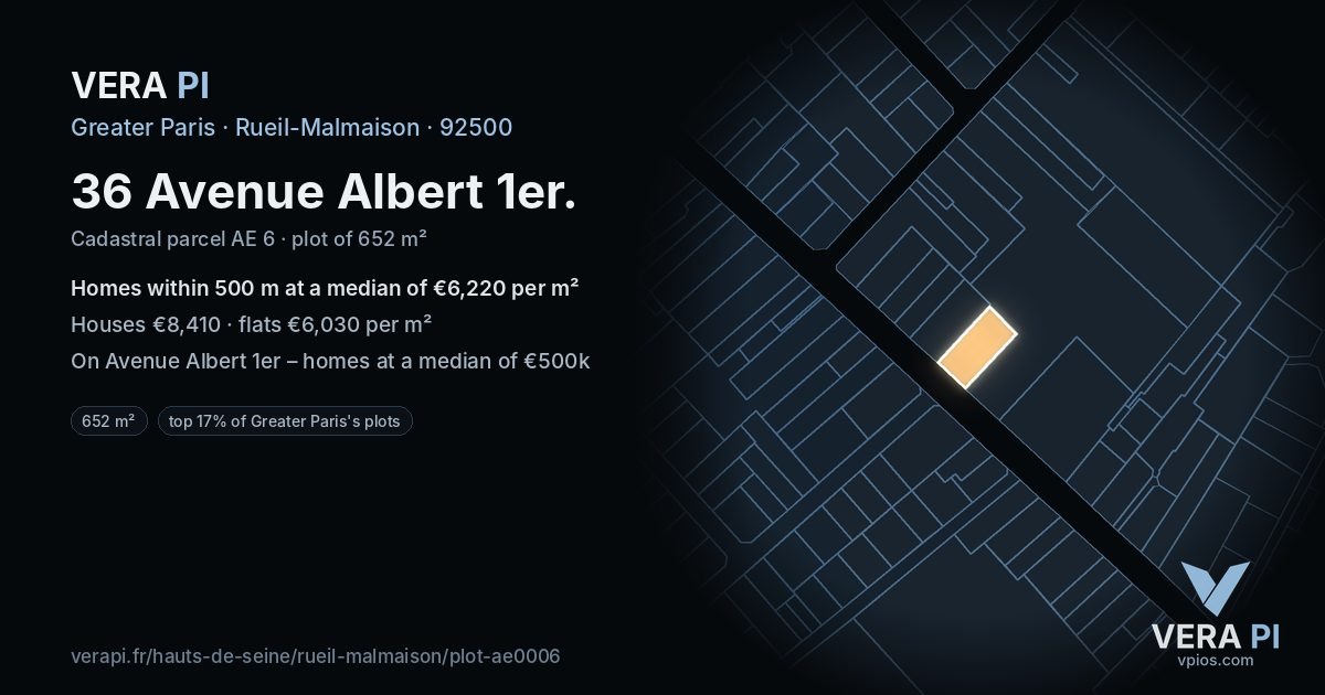 36 Avenue Albert 1er, Rueil-Malmaison at night – the plot lit, the parcels around coloured by the prices near them