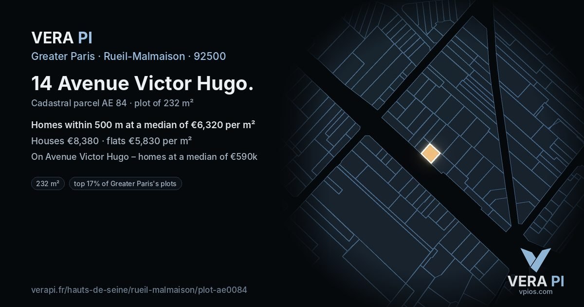 14 Avenue Victor Hugo, Rueil-Malmaison at night – the plot lit, the parcels around coloured by the prices near them