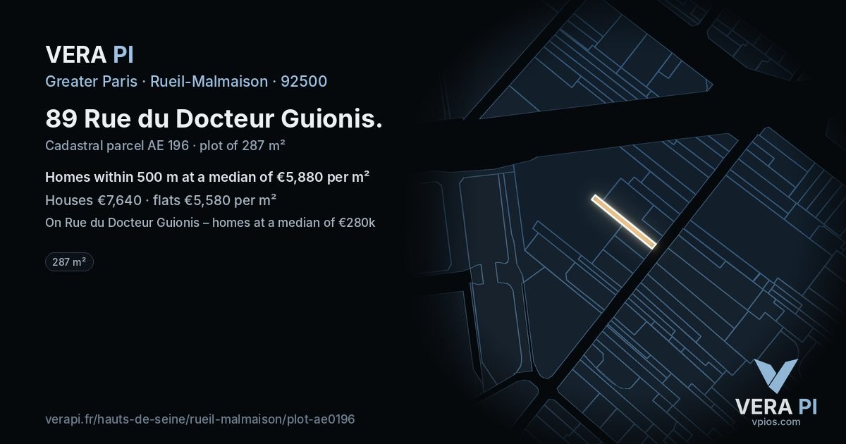 89 Rue du Docteur Guionis, Rueil-Malmaison at night – the plot lit, the parcels around coloured by the prices near them