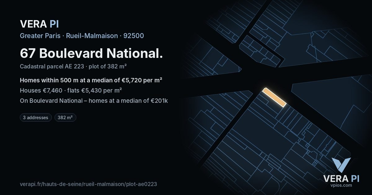 67 Boulevard National, Rueil-Malmaison at night – the plot lit, the parcels around coloured by the prices near them