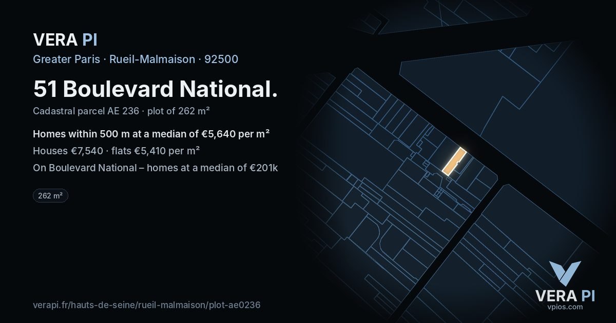 51 Boulevard National, Rueil-Malmaison at night – the plot lit, the parcels around coloured by the prices near them