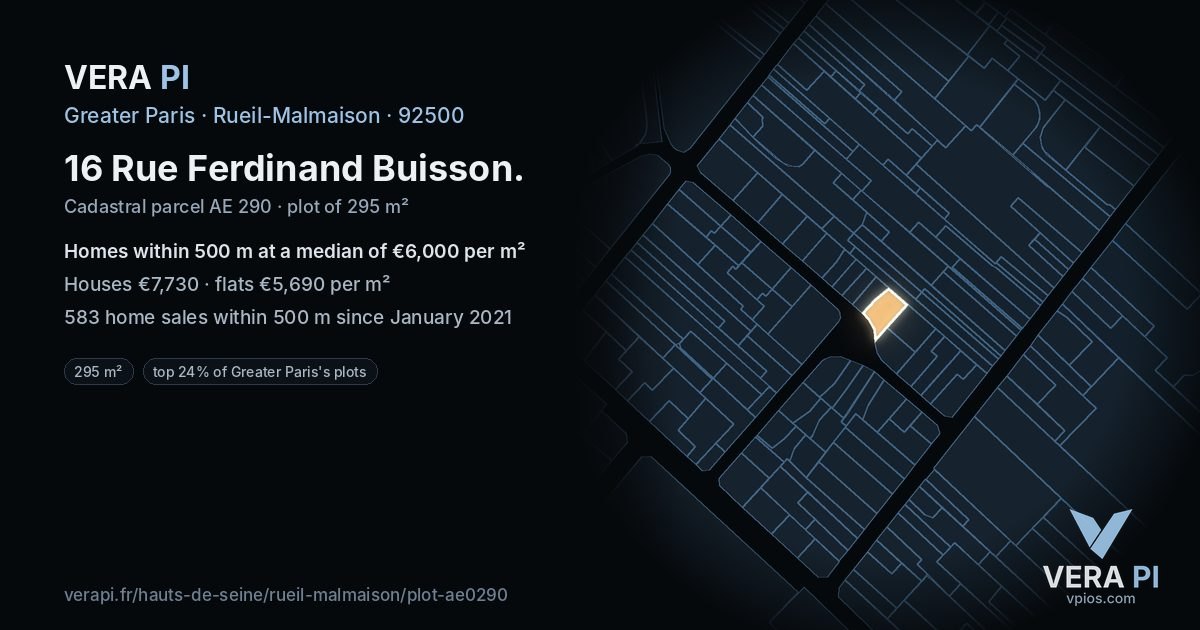 16 Rue Ferdinand Buisson, Rueil-Malmaison at night – the plot lit, the parcels around coloured by the prices near them