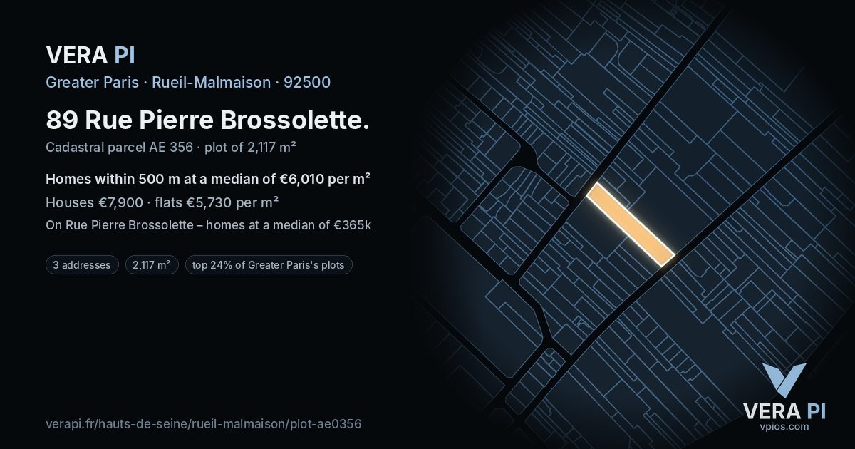 89 Rue Pierre Brossolette, Rueil-Malmaison at night – the plot lit, the parcels around coloured by the prices near them