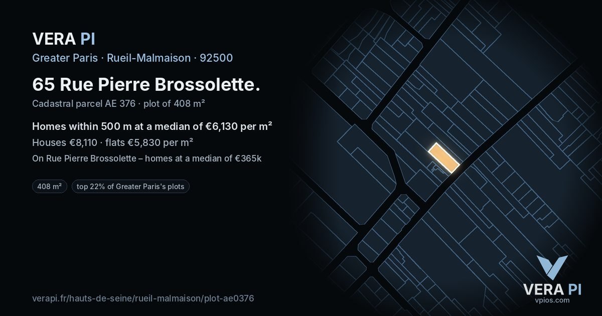 65 Rue Pierre Brossolette, Rueil-Malmaison at night – the plot lit, the parcels around coloured by the prices near them