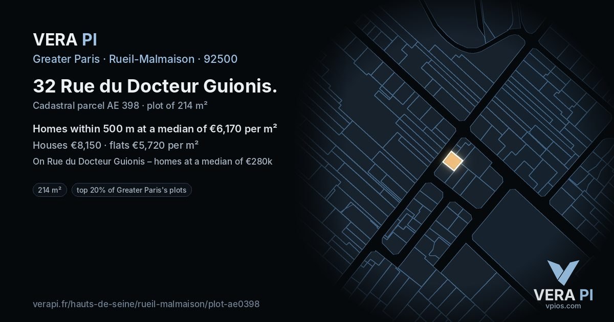 32 Rue du Docteur Guionis, Rueil-Malmaison at night – the plot lit, the parcels around coloured by the prices near them