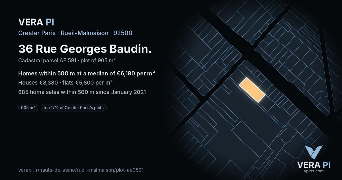 36 Rue Georges Baudin, Rueil-Malmaison at night – the plot lit, the parcels around coloured by the prices near them