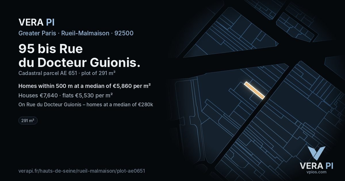 95 bis Rue du Docteur Guionis, Rueil-Malmaison at night – the plot lit, the parcels around coloured by the prices near them