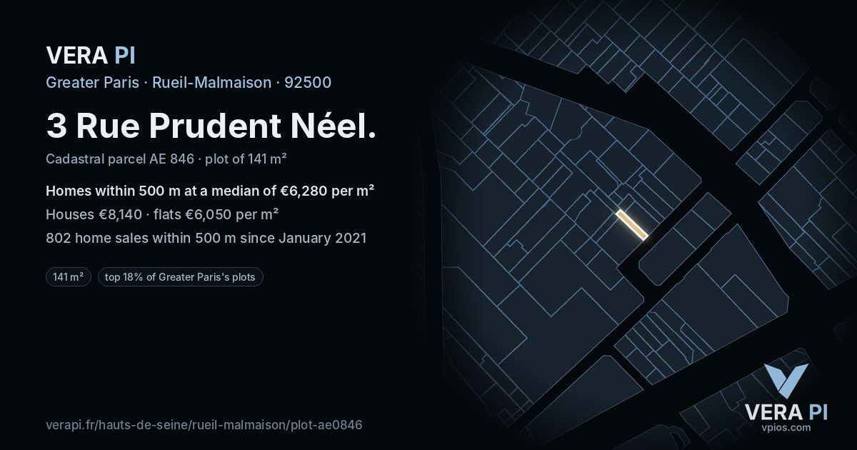 3 Rue Prudent Néel, Rueil-Malmaison at night – the plot lit, the parcels around coloured by the prices near them