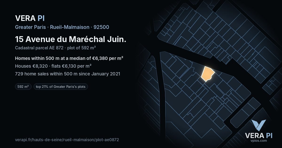 15 Avenue du Maréchal Juin, Rueil-Malmaison at night – the plot lit, the parcels around coloured by the prices near them