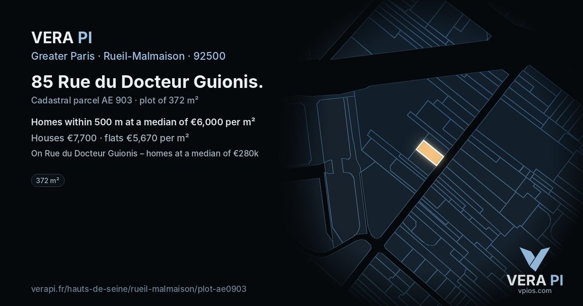 85 Rue du Docteur Guionis, Rueil-Malmaison at night – the plot lit, the parcels around coloured by the prices near them
