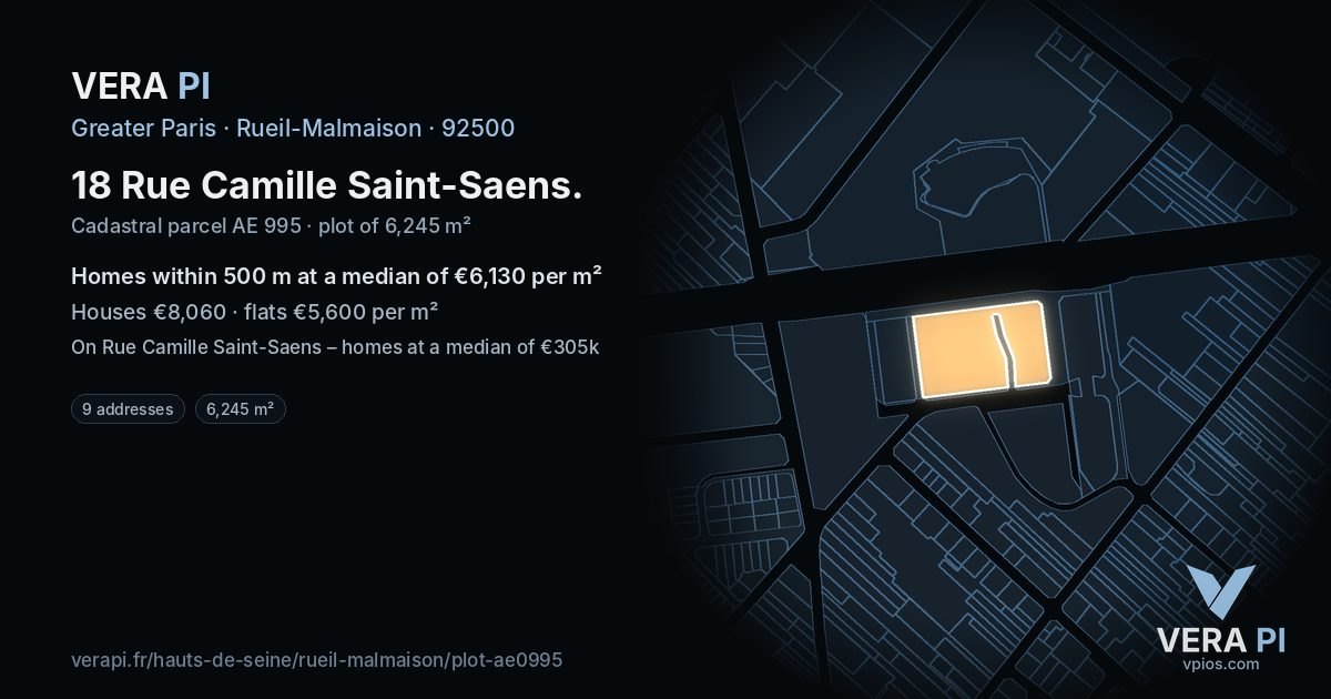 18 Rue Camille Saint-Saens, Rueil-Malmaison at night – the plot lit, the parcels around coloured by the prices near them