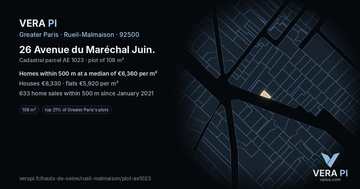 26 Avenue du Maréchal Juin, Rueil-Malmaison at night – the plot lit, the parcels around coloured by the prices near them