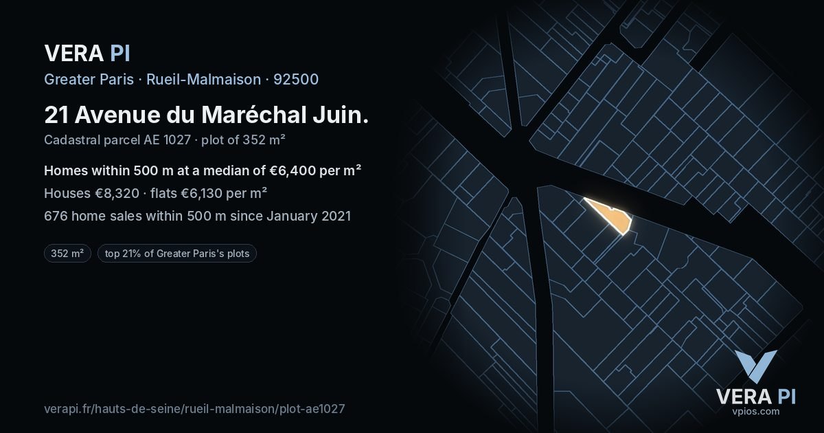 21 Avenue du Maréchal Juin, Rueil-Malmaison at night – the plot lit, the parcels around coloured by the prices near them