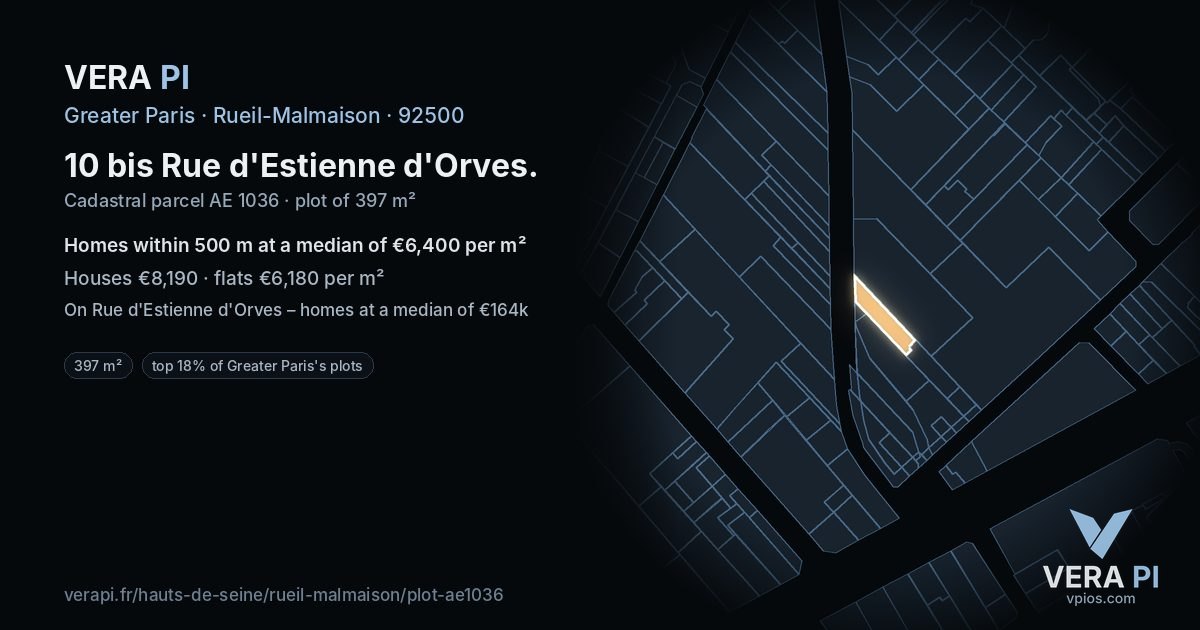 10 bis Rue d'Estienne d'Orves, Rueil-Malmaison at night – the plot lit, the parcels around coloured by the prices near them