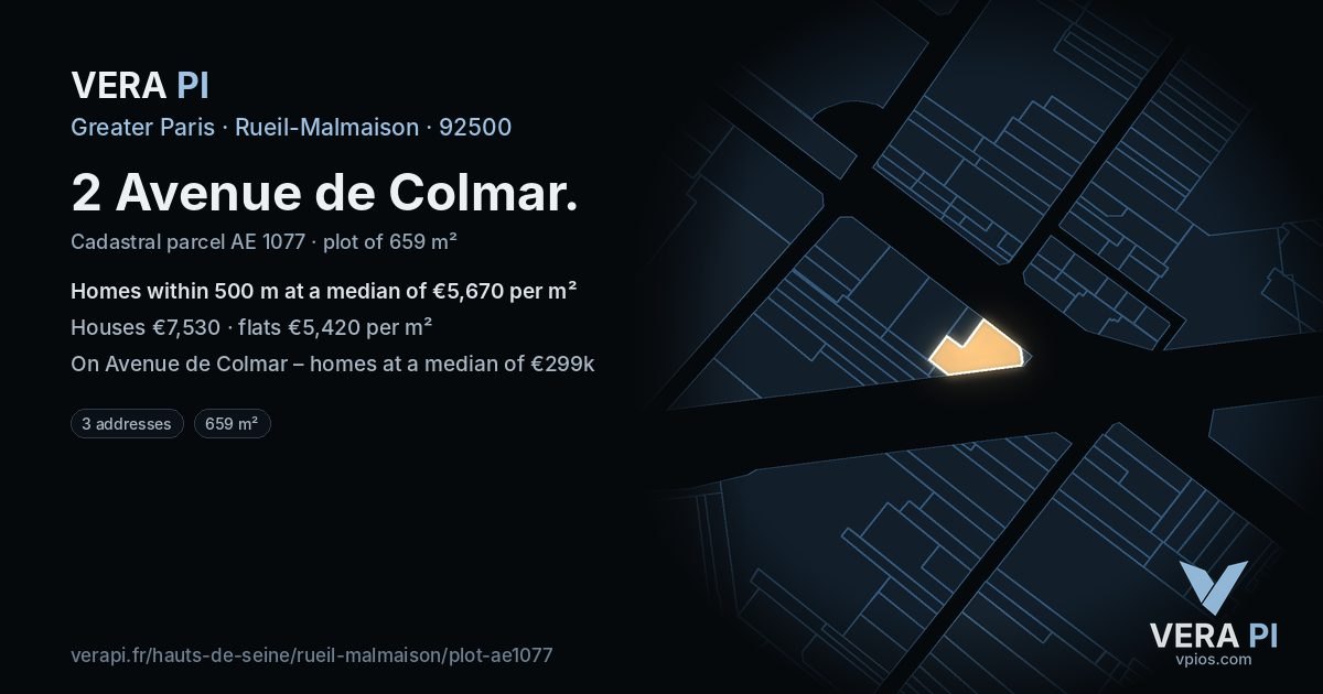 2 Avenue de Colmar, Rueil-Malmaison at night – the plot lit, the parcels around coloured by the prices near them