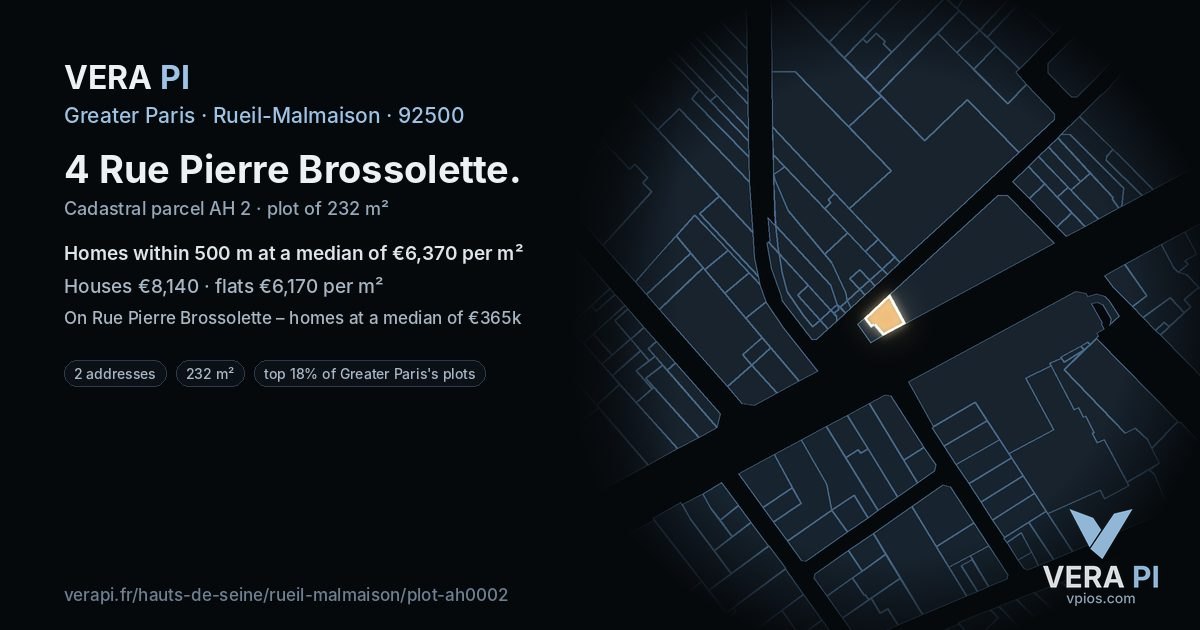 4 Rue Pierre Brossolette, Rueil-Malmaison at night – the plot lit, the parcels around coloured by the prices near them