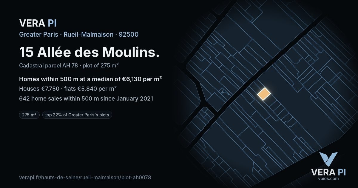 15 Allée des Moulins, Rueil-Malmaison at night – the plot lit, the parcels around coloured by the prices near them