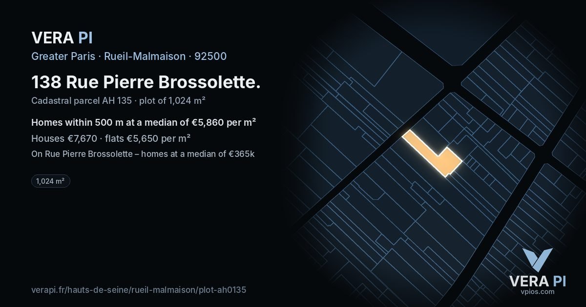 138 Rue Pierre Brossolette, Rueil-Malmaison at night – the plot lit, the parcels around coloured by the prices near them
