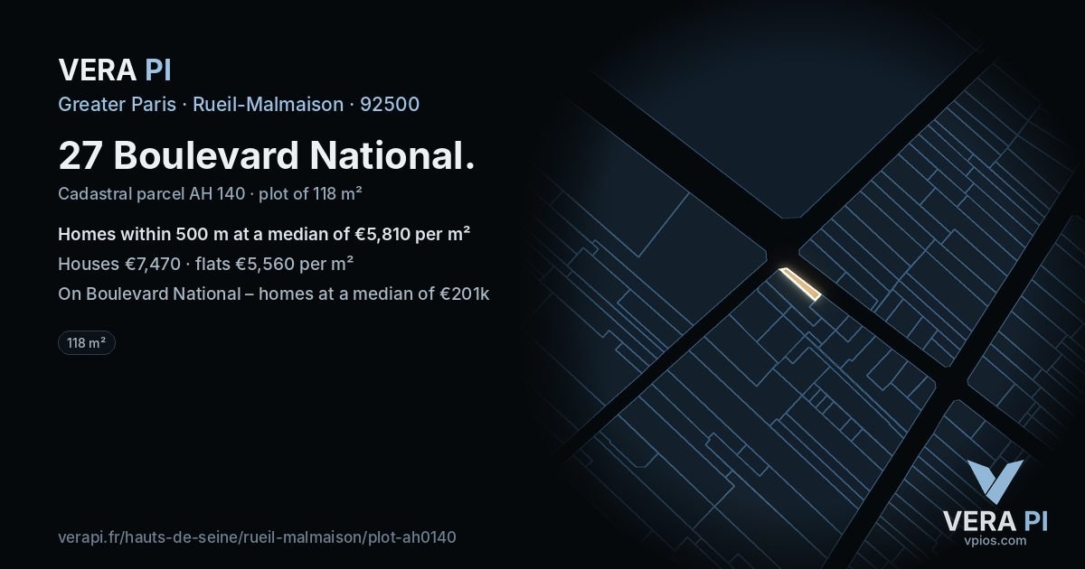 27 Boulevard National, Rueil-Malmaison at night – the plot lit, the parcels around coloured by the prices near them