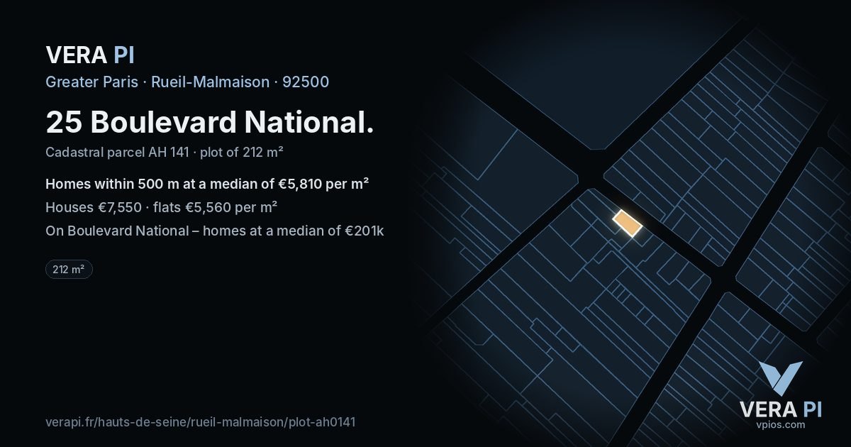 25 Boulevard National, Rueil-Malmaison at night – the plot lit, the parcels around coloured by the prices near them