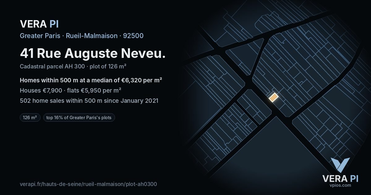 41 Rue Auguste Neveu, Rueil-Malmaison at night – the plot lit, the parcels around coloured by the prices near them