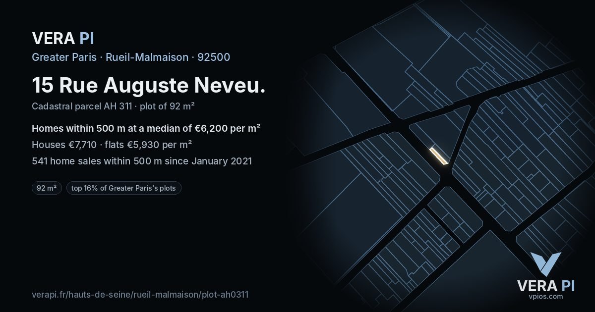 15 Rue Auguste Neveu, Rueil-Malmaison at night – the plot lit, the parcels around coloured by the prices near them