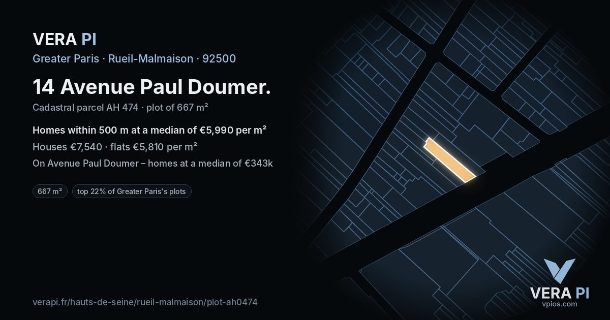 14 Avenue Paul Doumer, Rueil-Malmaison at night – the plot lit, the parcels around coloured by the prices near them