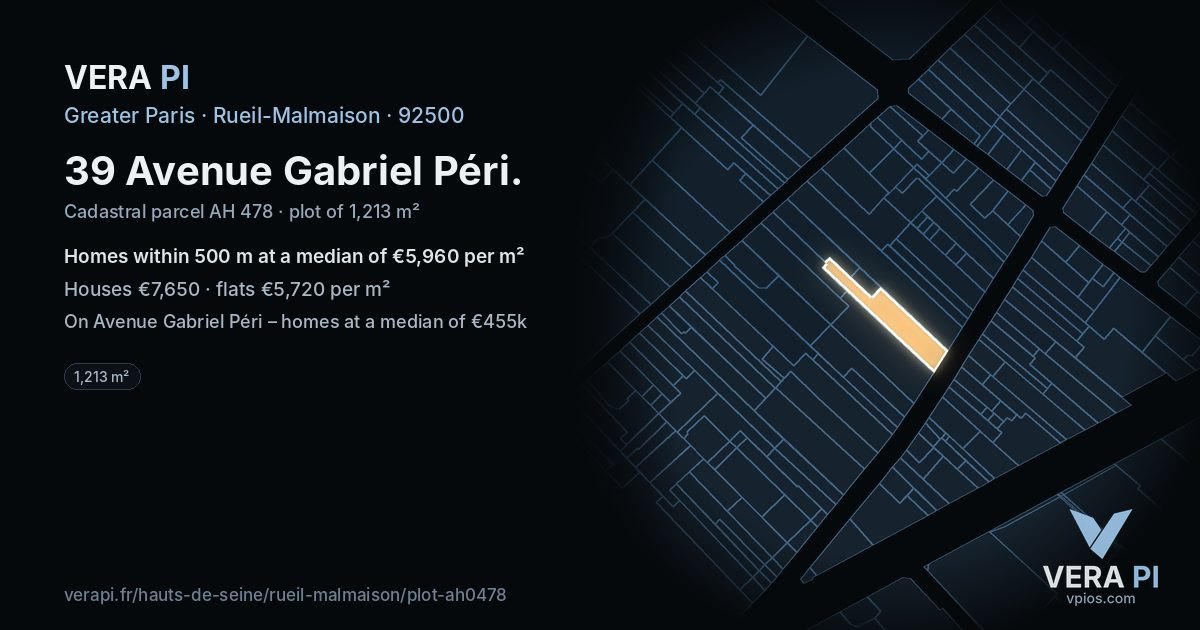 39 Avenue Gabriel Péri, Rueil-Malmaison at night – the plot lit, the parcels around coloured by the prices near them