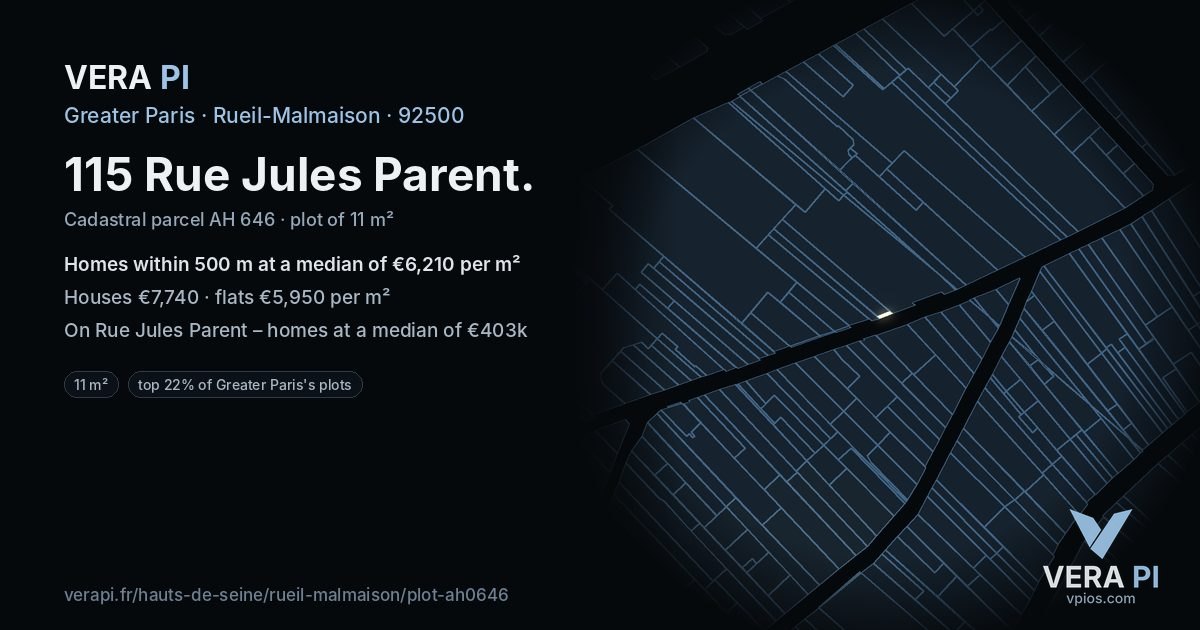 115 Rue Jules Parent, Rueil-Malmaison at night – the plot lit, the parcels around coloured by the prices near them