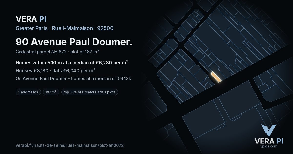 90 Avenue Paul Doumer, Rueil-Malmaison at night – the plot lit, the parcels around coloured by the prices near them