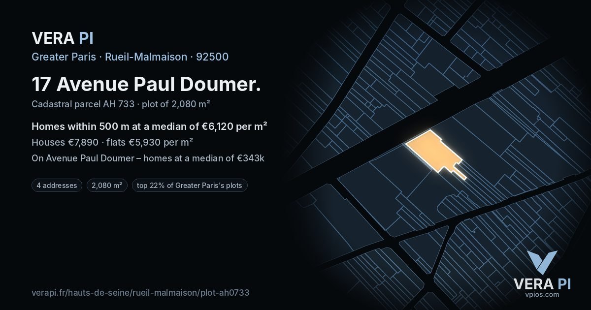 17 Avenue Paul Doumer, Rueil-Malmaison at night – the plot lit, the parcels around coloured by the prices near them