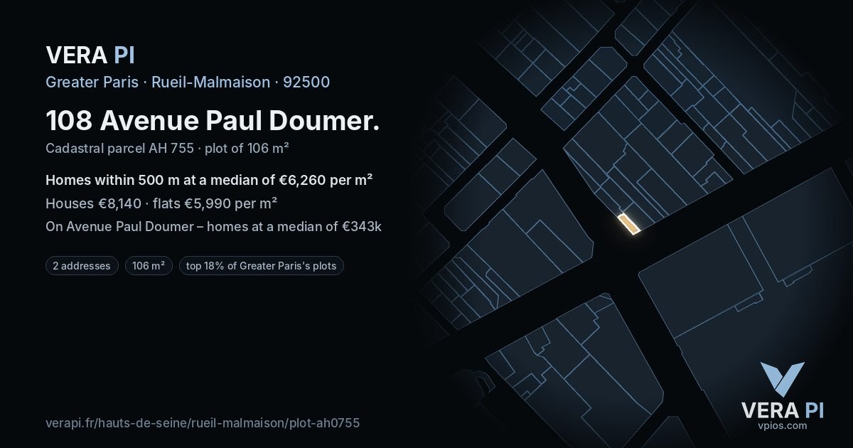 108 Avenue Paul Doumer, Rueil-Malmaison at night – the plot lit, the parcels around coloured by the prices near them