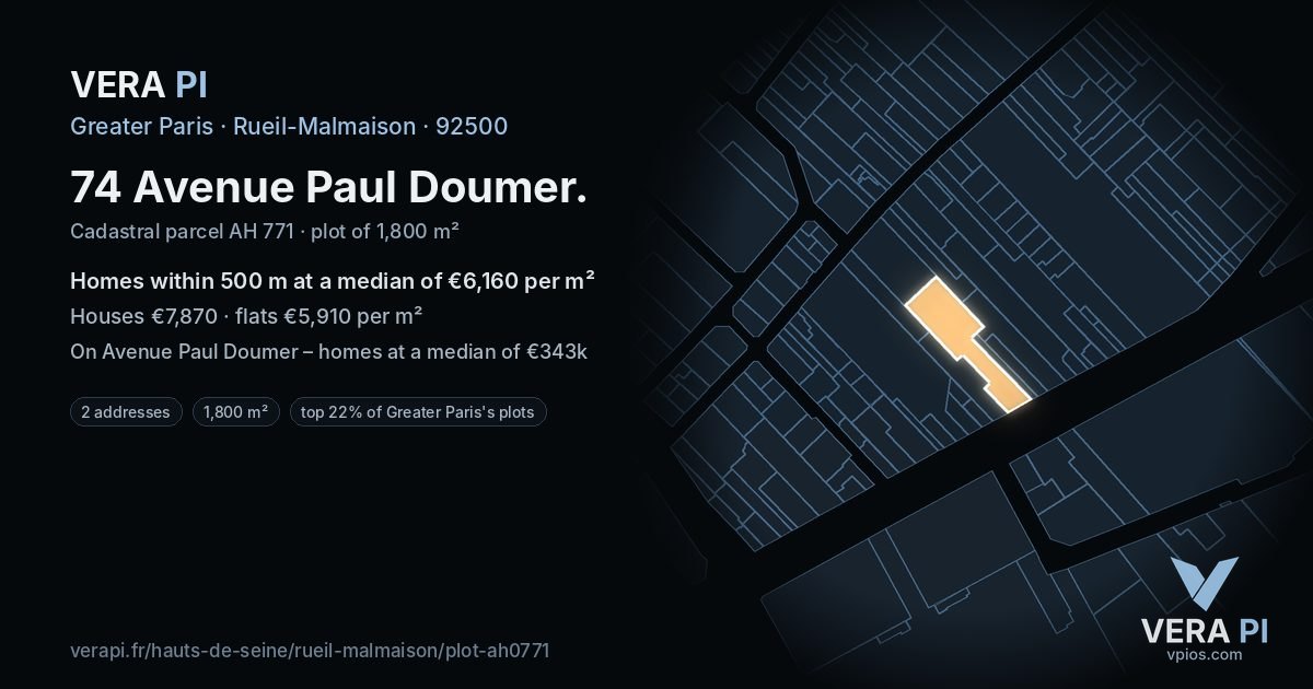 74 Avenue Paul Doumer, Rueil-Malmaison at night – the plot lit, the parcels around coloured by the prices near them