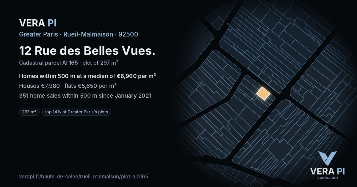 12 Rue des Belles Vues, Rueil-Malmaison at night – the plot lit, the parcels around coloured by the prices near them