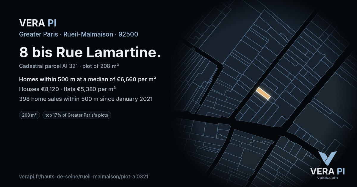 8 bis Rue Lamartine, Rueil-Malmaison at night – the plot lit, the parcels around coloured by the prices near them