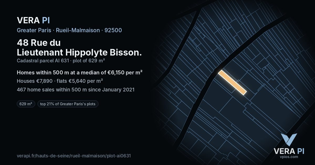 48 Rue du Lieutenant Hippolyte Bisson, Rueil-Malmaison at night – the plot lit, the parcels around coloured by the prices near them
