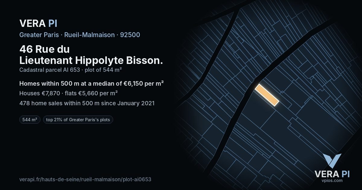 46 Rue du Lieutenant Hippolyte Bisson, Rueil-Malmaison at night – the plot lit, the parcels around coloured by the prices near them