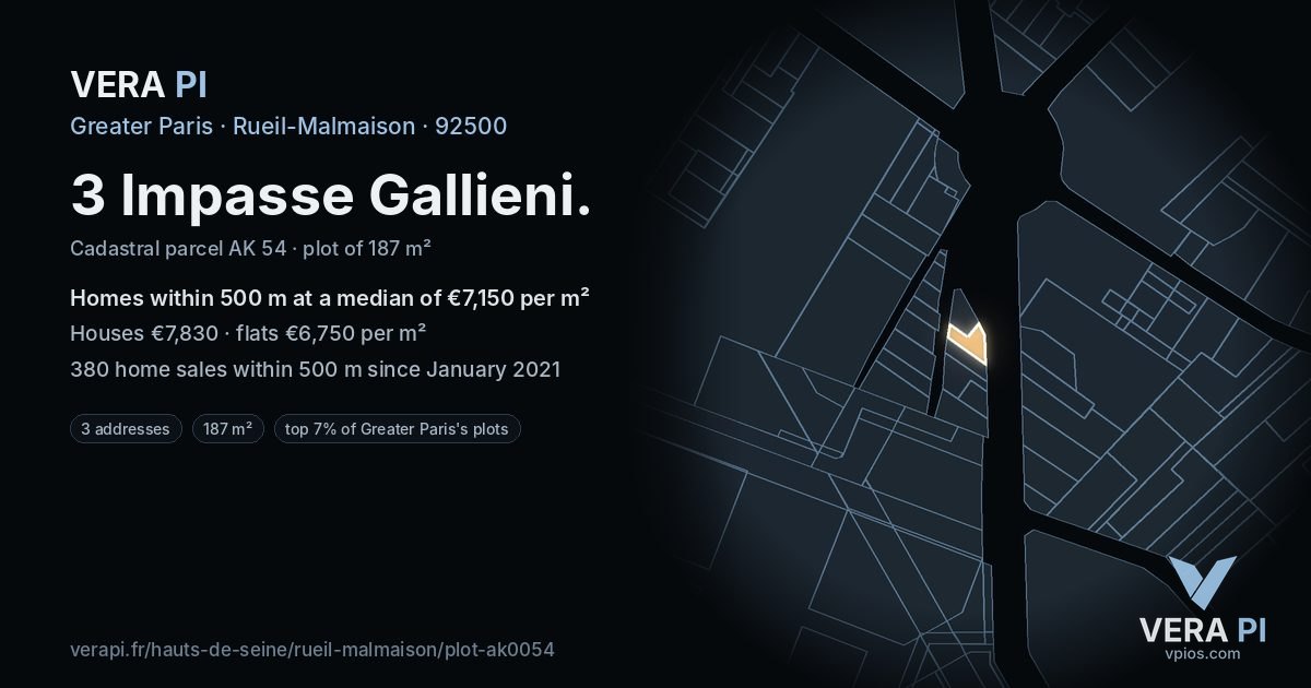 3 Impasse Gallieni, Rueil-Malmaison at night – the plot lit, the parcels around coloured by the prices near them