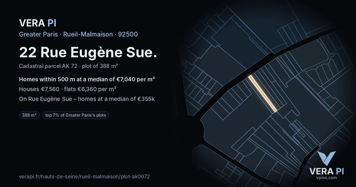 22 Rue Eugène Sue, Rueil-Malmaison at night – the plot lit, the parcels around coloured by the prices near them