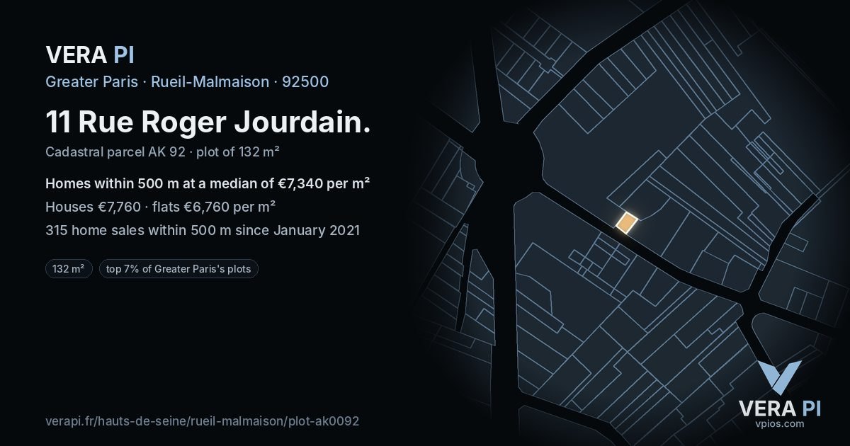 11 Rue Roger Jourdain, Rueil-Malmaison at night – the plot lit, the parcels around coloured by the prices near them
