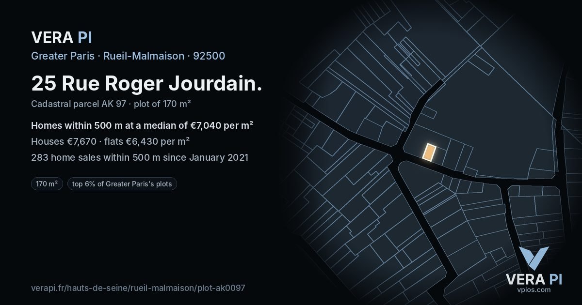 25 Rue Roger Jourdain, Rueil-Malmaison at night – the plot lit, the parcels around coloured by the prices near them